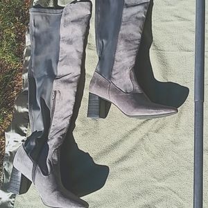 Light Grey 2Toned Thigh-High Suede Size 9.5